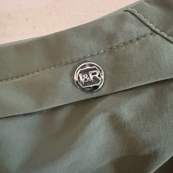 Iris & Rainbow Hip Hugger Sling Crossbody Bag - Picture 3 of 6